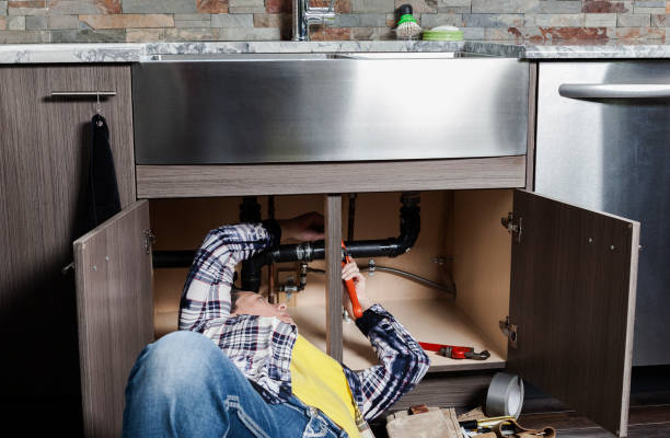 Best Emergency Plumber  in Little Chute, WI